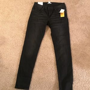 NWT H&M Black skinny jeans